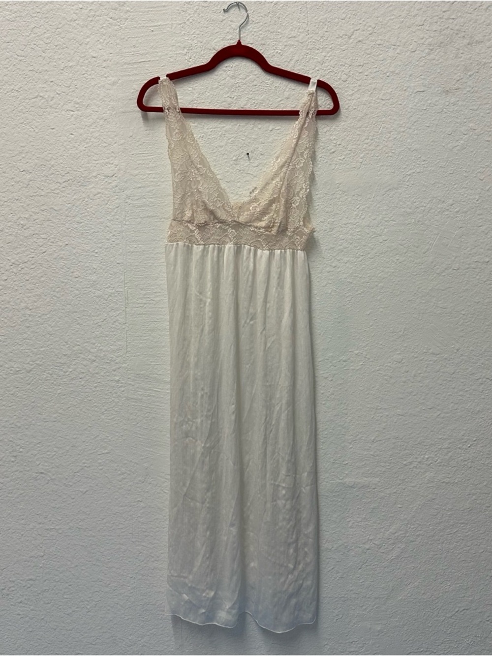 Lace Bodice Ivory Nightgown